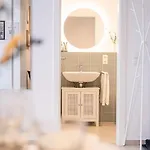 1 Modernes City-studio Fuer 6 Bogenhausen Naehe Messe *