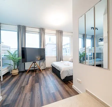 1 Modernes City-studio Fuer 6 Bogenhausen Naehe Messe München